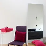 Διαμέρισμα Om *