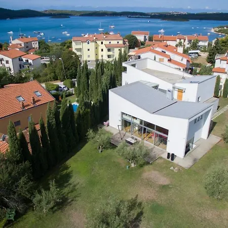 Om By Valsabbion 梅杜林