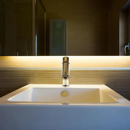 Om By Valsabbion 公寓 *