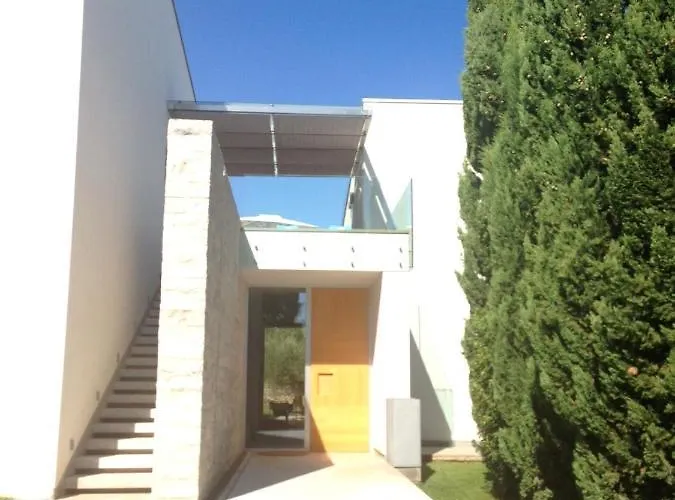 Om By Valsabbion Medulin