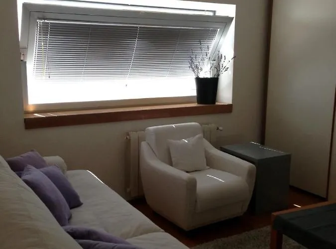 Om By Valsabbion Apartman *